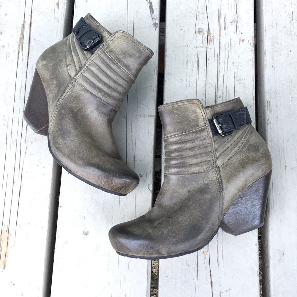 OTBT ankle boot gray green